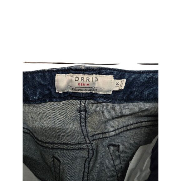 Torrid Denim Jeans Womens Size 18  Graphic Print Girlfriend Skinny Leg - Picture 4 of 7